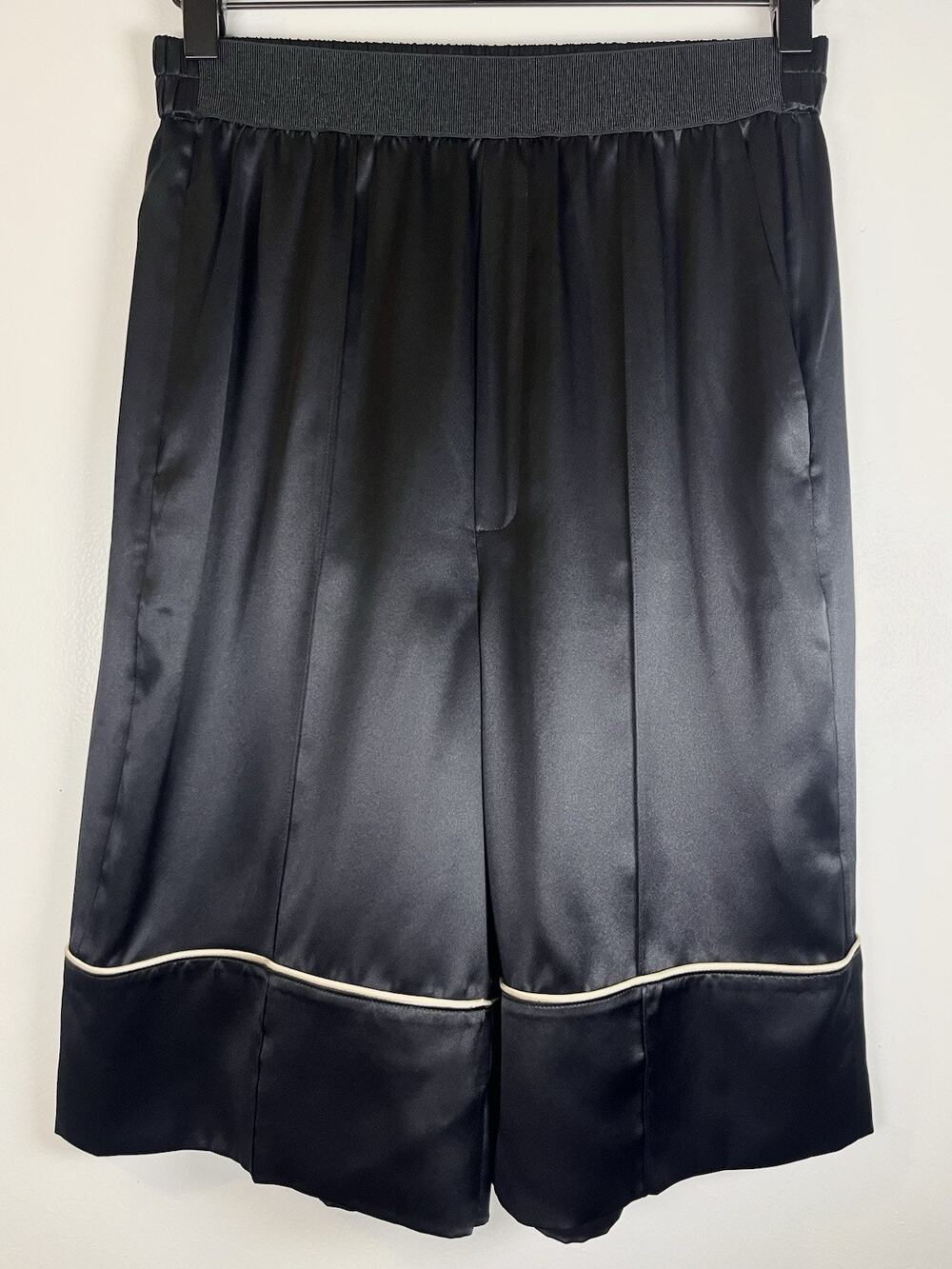 Naked Cashmere Women’s Claudette 100% Silk Long Lounge Shorts Black Size S NWT